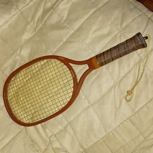 Racketball racket